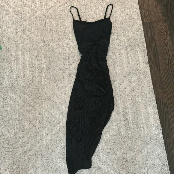 bershka black backless dress Bizarre Bazaar 90s neo tribal print mesh mini dress Bizarre Bazaar